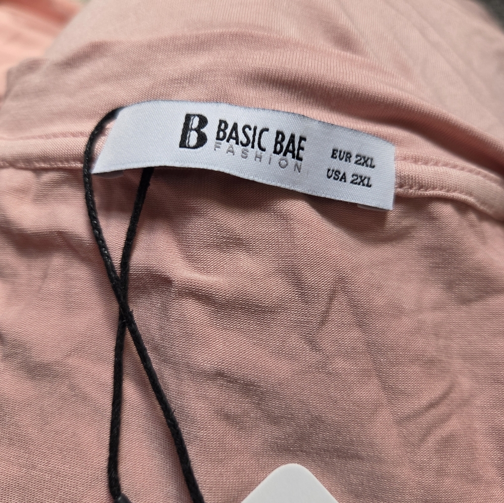 Basic Bae Pink V-Neck T-shirt NWT - Picture 8 of 11